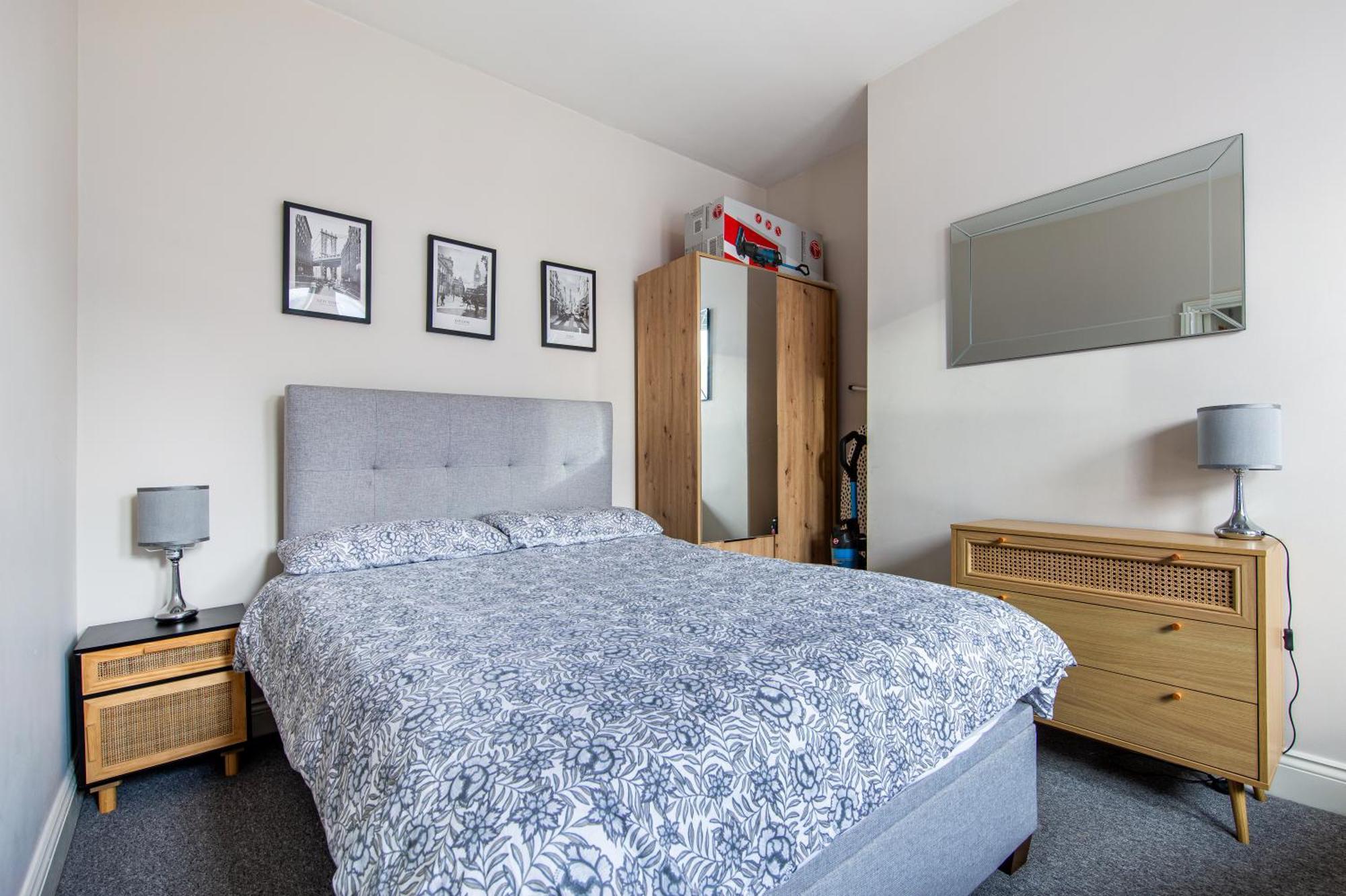Cosy 1 Bed Apartment With Free Parking Close To Underground Station Zone 2 For Quick Access To Central London Up To 5 Guests Kültér fotó
