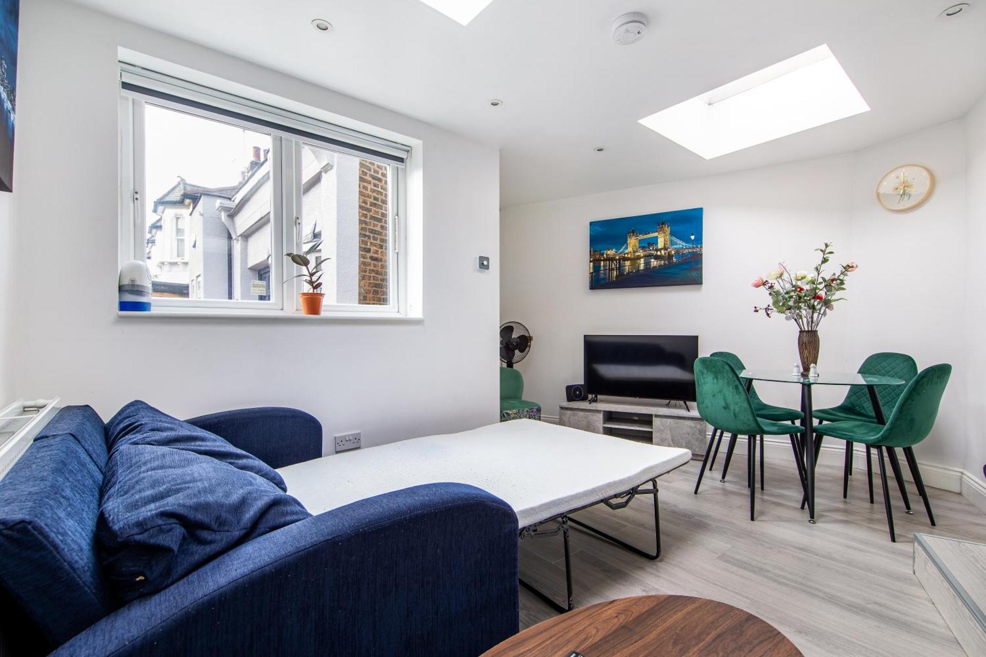 Cosy 1 Bed Apartment With Free Parking Close To Underground Station Zone 2 For Quick Access To Central London Up To 5 Guests Kültér fotó